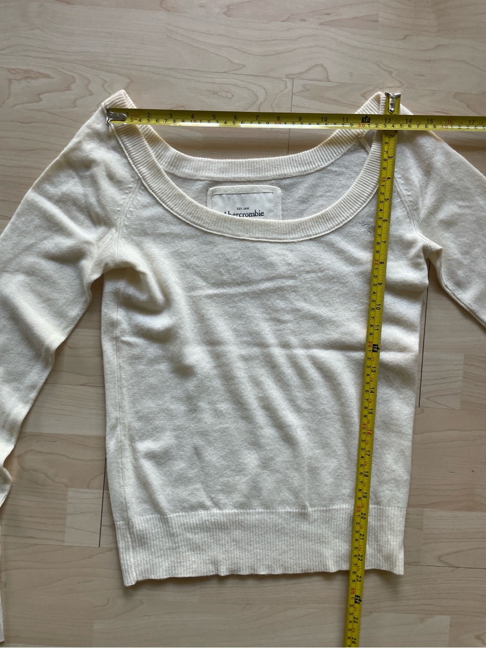Abercrombie & Fitch y2k Ivory Cashmere-Wool Sweater - Picture 5 of 6